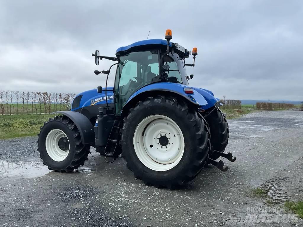 New Holland T 7.210 Traktorok