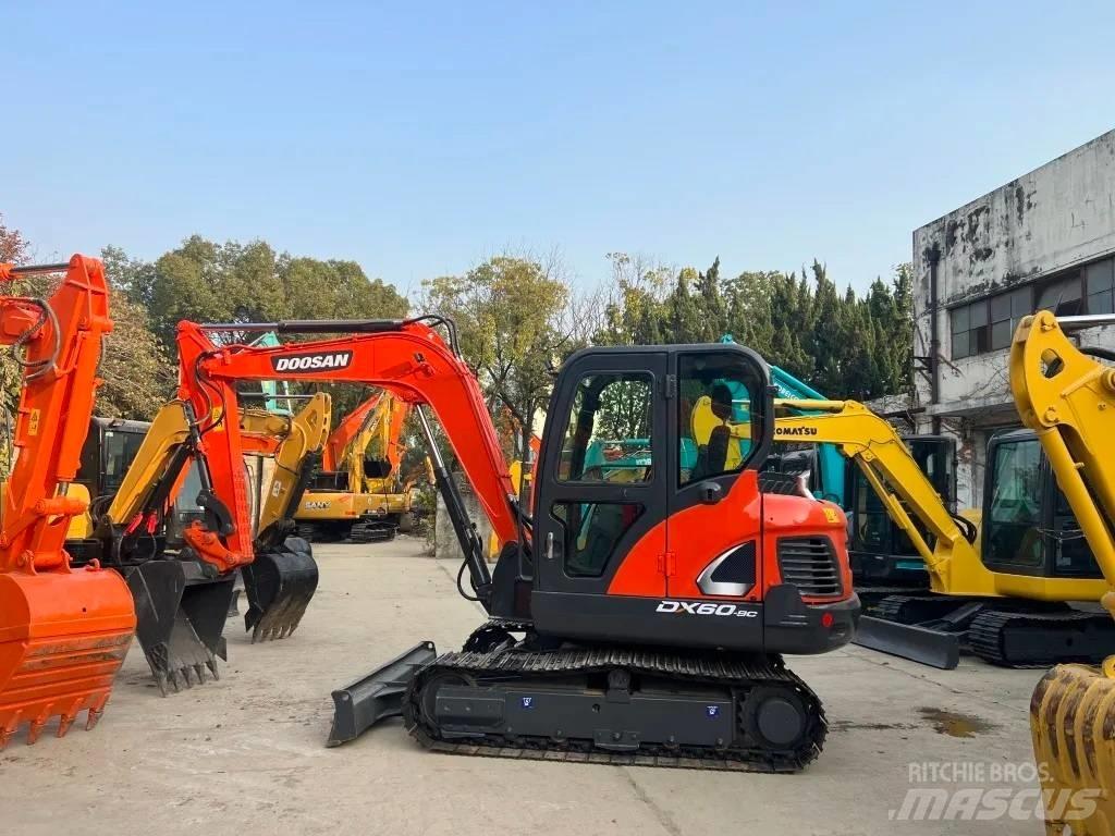 Doosan DX 60-9C Mini kotrók < 7t