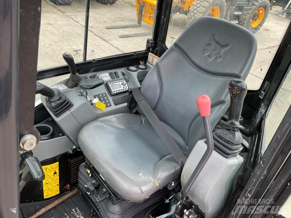 Bobcat E 27 Mini kotrók < 7t