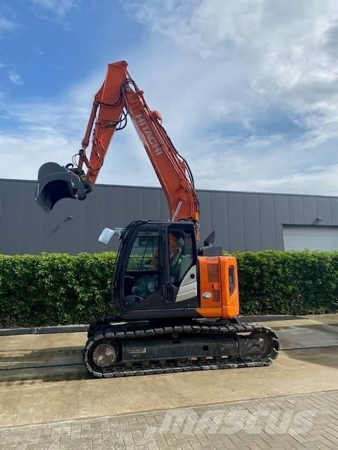 Hitachi ZX 135 US-6 Lánctalpas kotrók