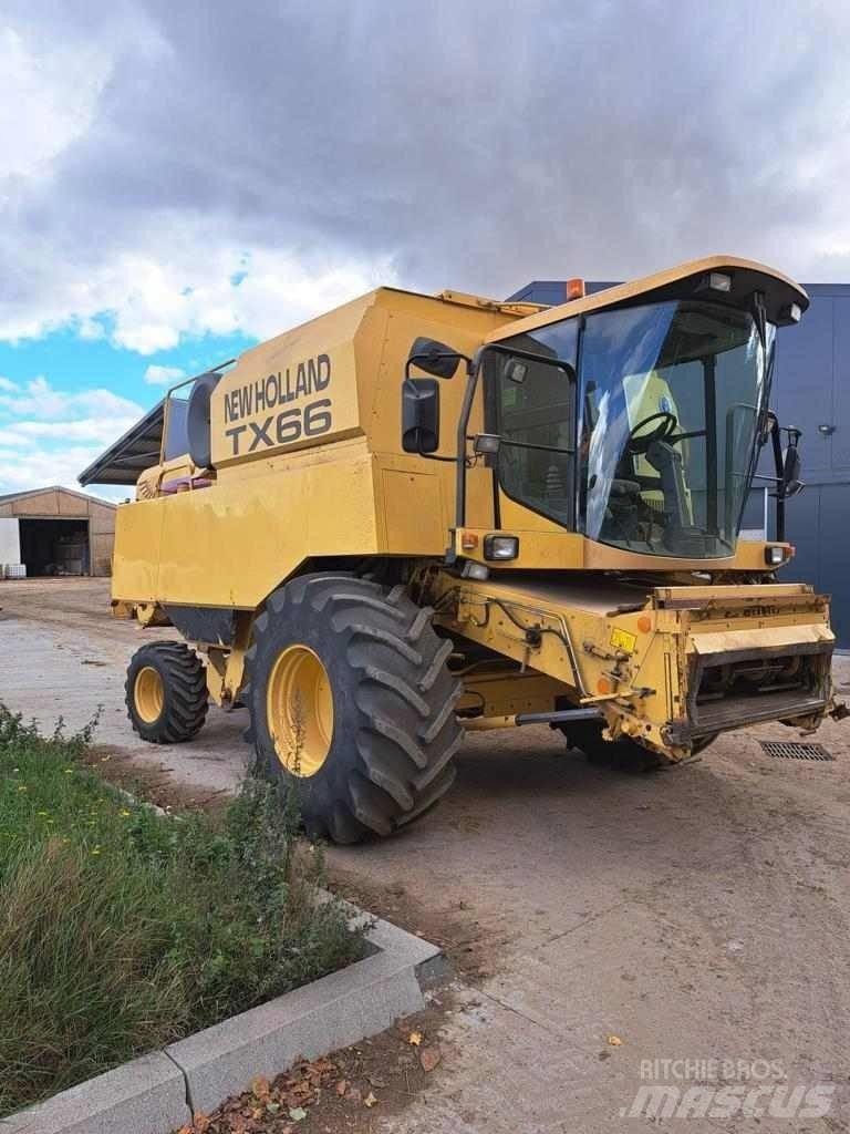 New Holland TX 66 Kombájnok