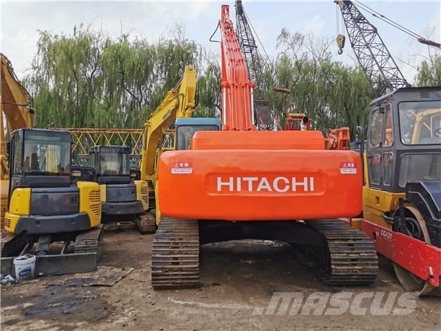 Hitachi EX220LC Lánctalpas kotrók