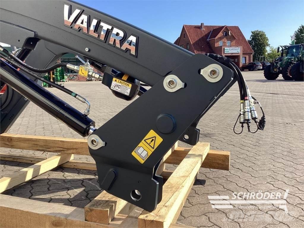 Valtra X36 DM Homlokrakodók és kotrók
