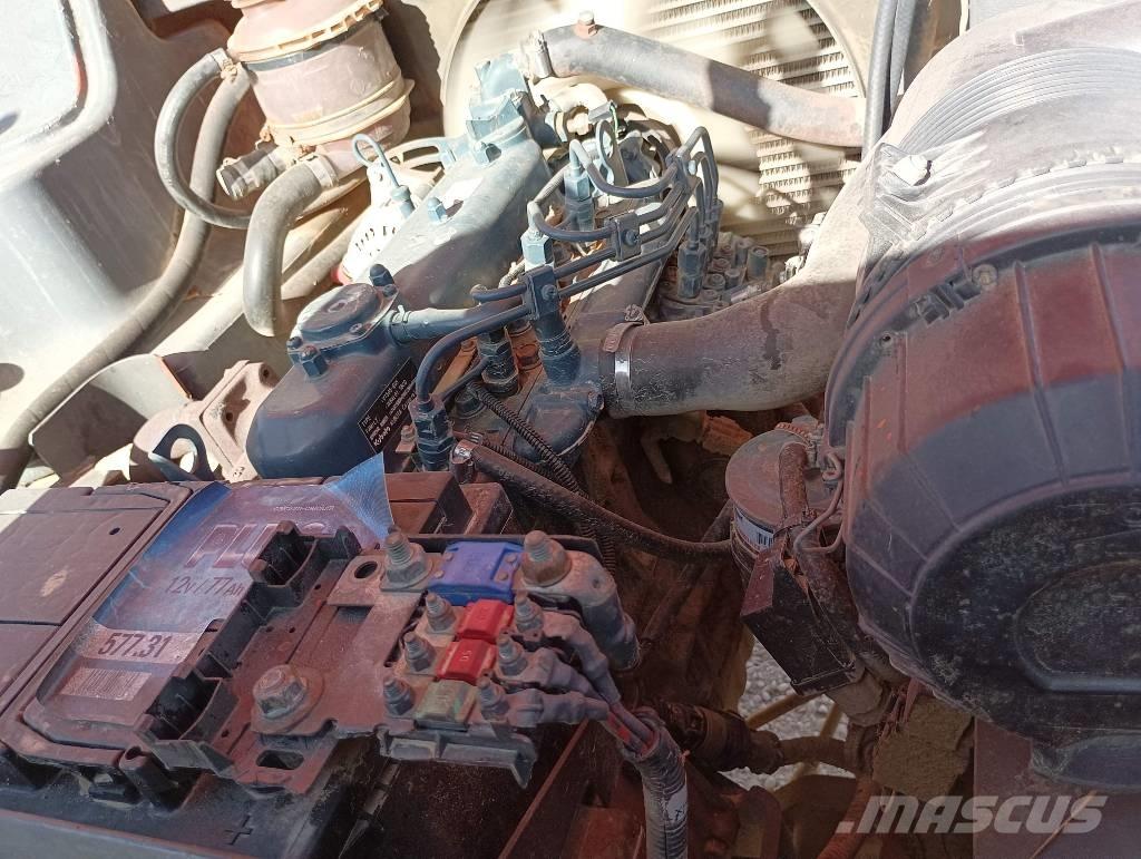 Ausa D 201 RH S Mezei dömperek