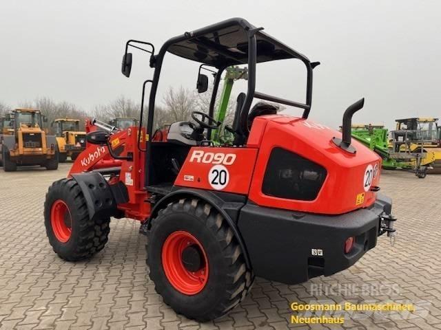 Kubota R 090 Gumikerekes homlokrakodók