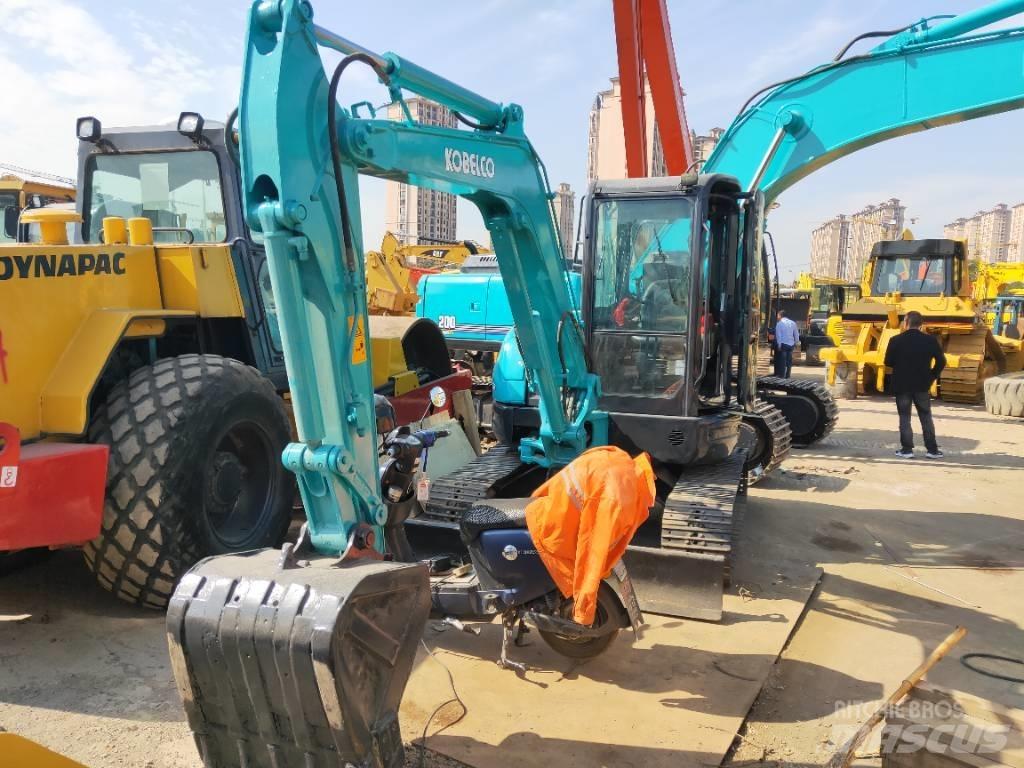 Kobelco SK 55 SR Mini kotrók < 7t