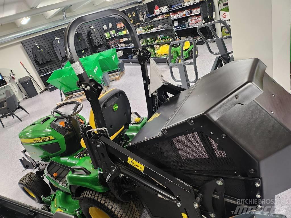 John Deere 950R Ráülős fűnyírók