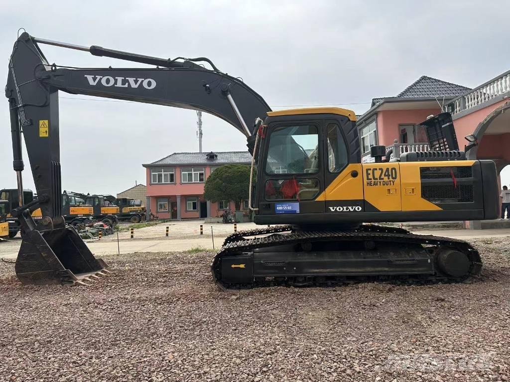 Volvo EC 240 Lánctalpas kotrók