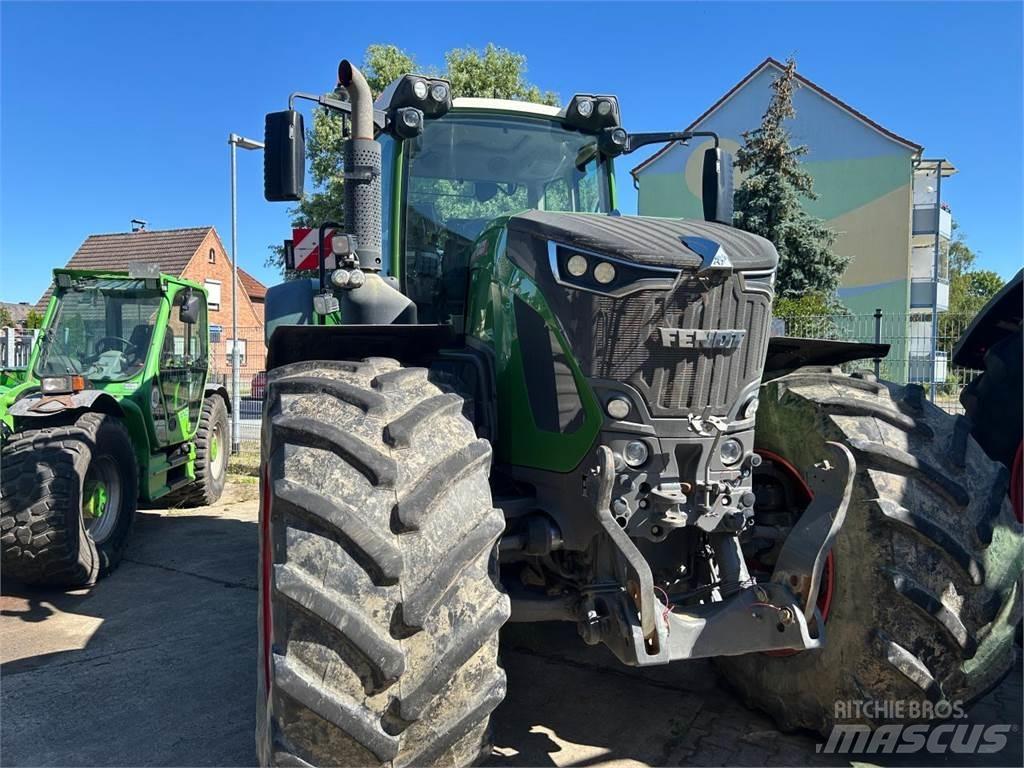 Fendt 942 VARIO Traktorok
