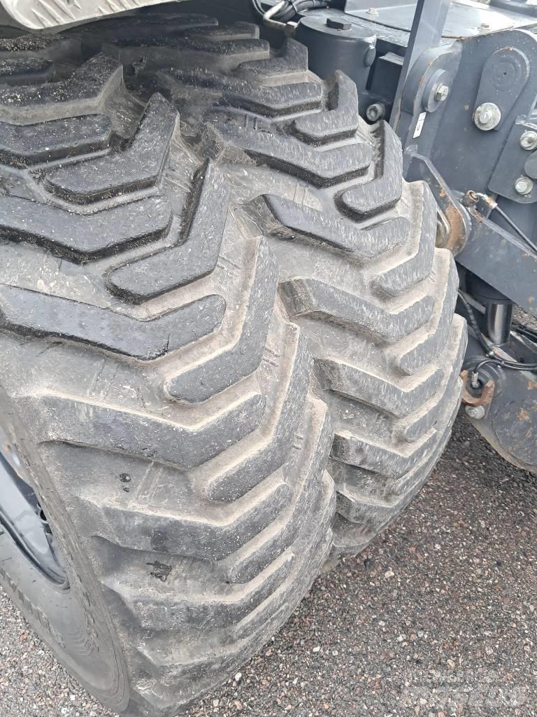 Doosan DX 165 W-5 Gumikerekes kotrók
