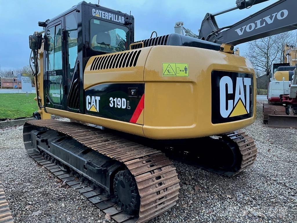 CAT 319D Lánctalpas kotrók
