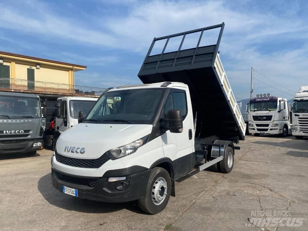 Iveco Daily 35C17 Billenő teherautók