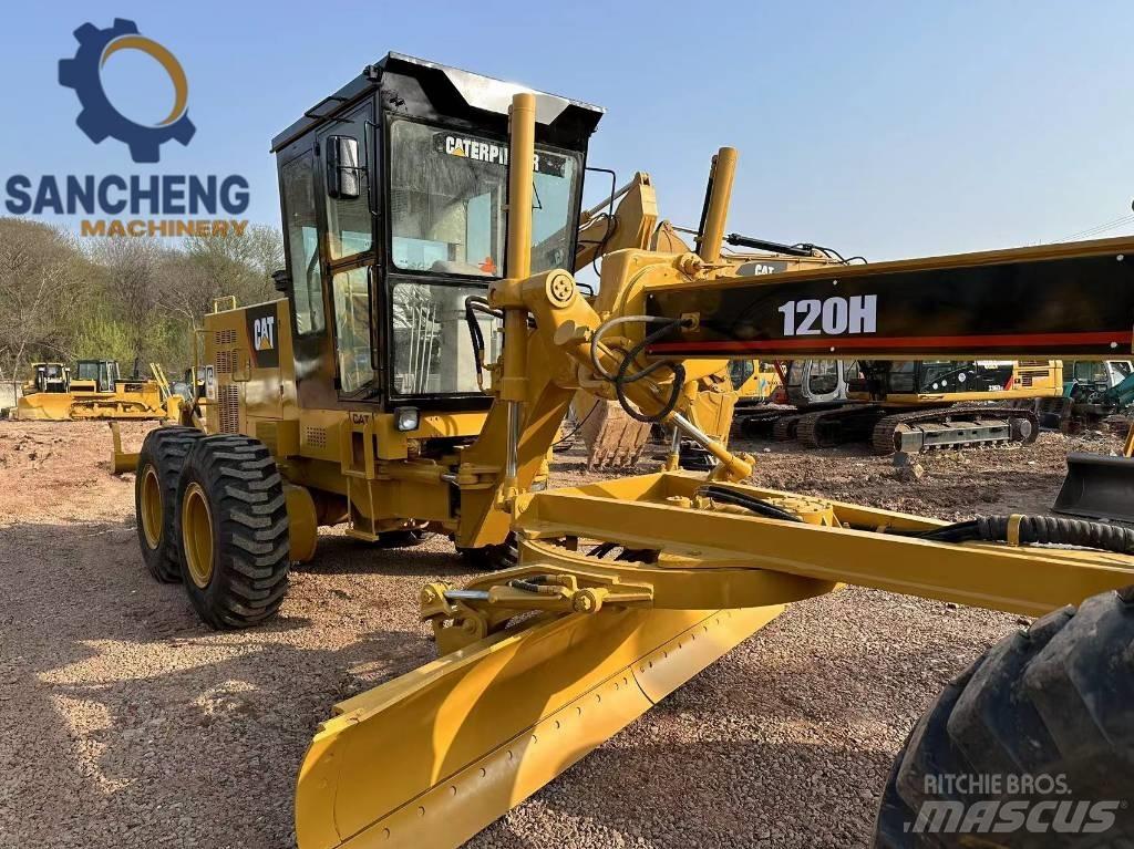 CAT 120 H Gréderek