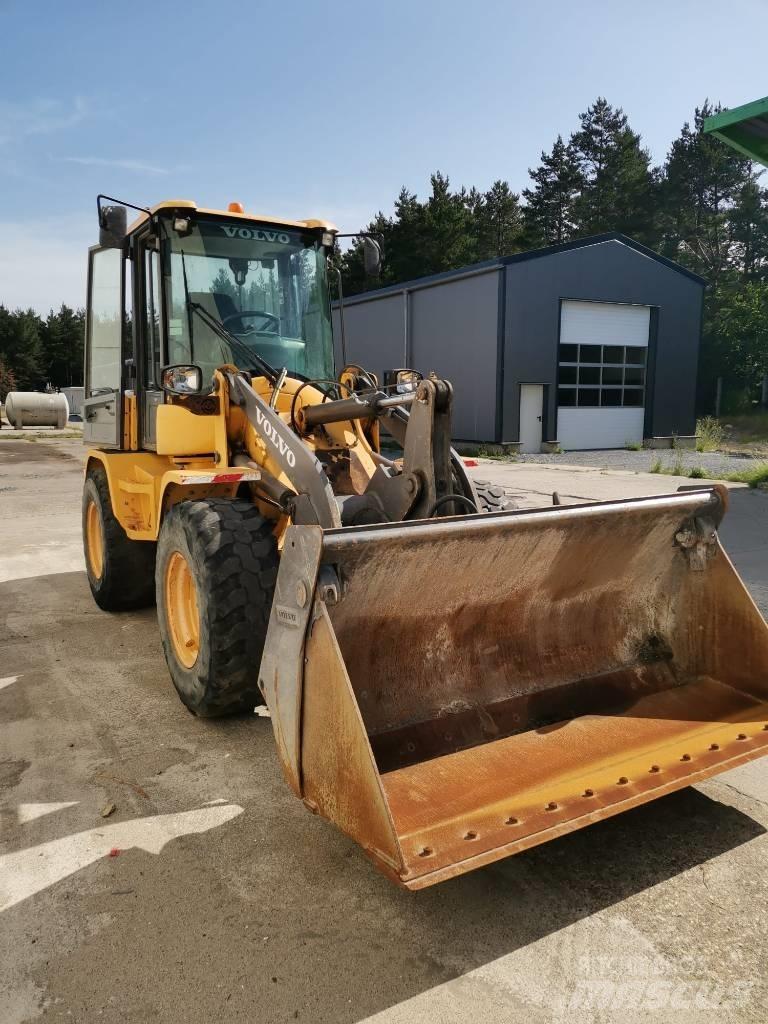 Volvo Radlader L30G Gumikerekes homlokrakodók