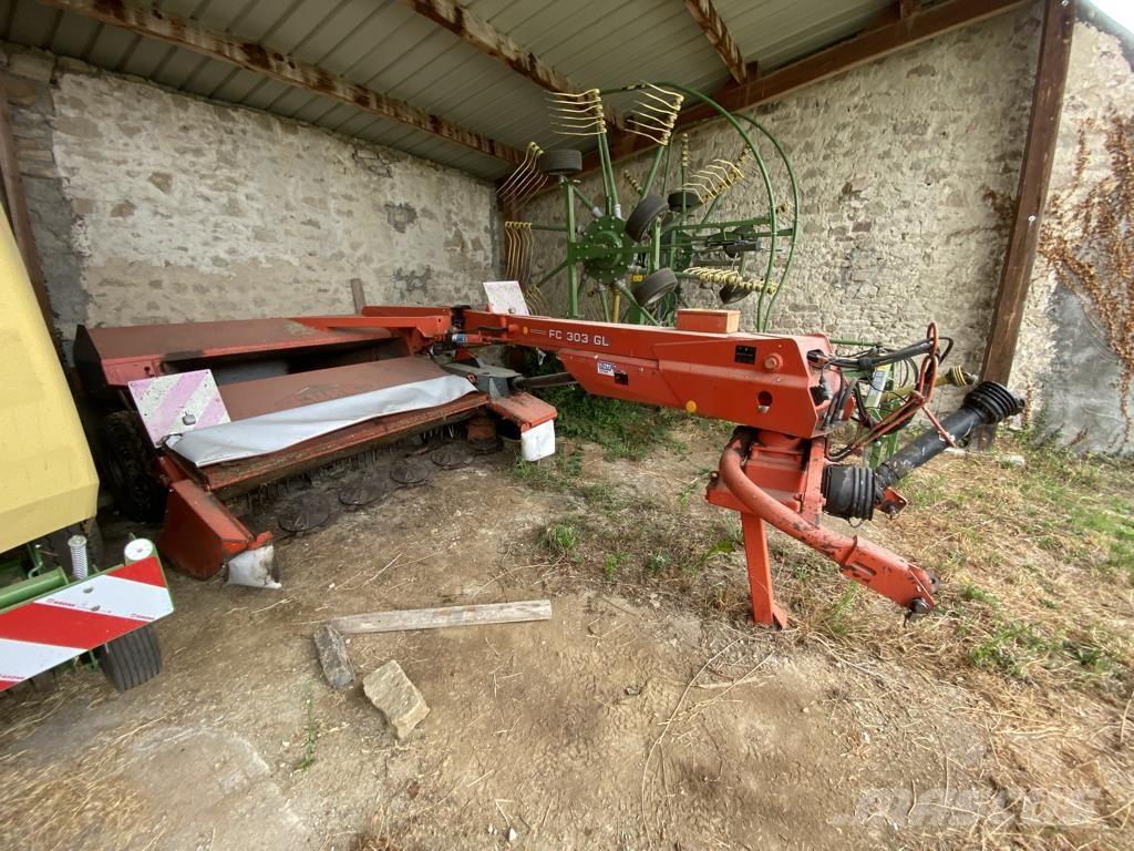 Kuhn FC303GL Vontatott pázsitnyírók