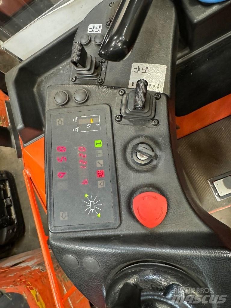 Toyota SSE135L Elektromos gyalogkíséretű targoncák