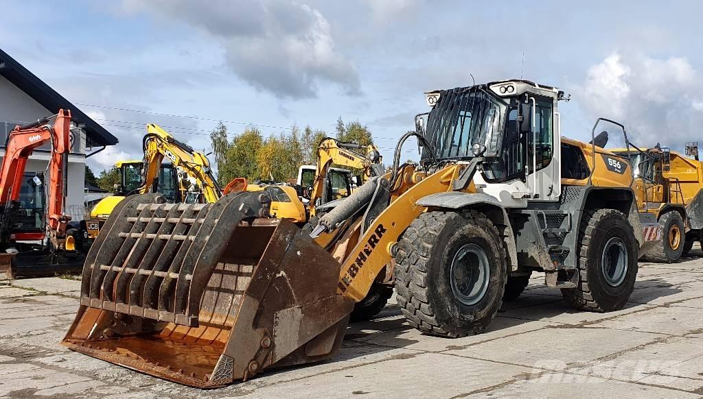 Liebherr L 556 Gumikerekes homlokrakodók