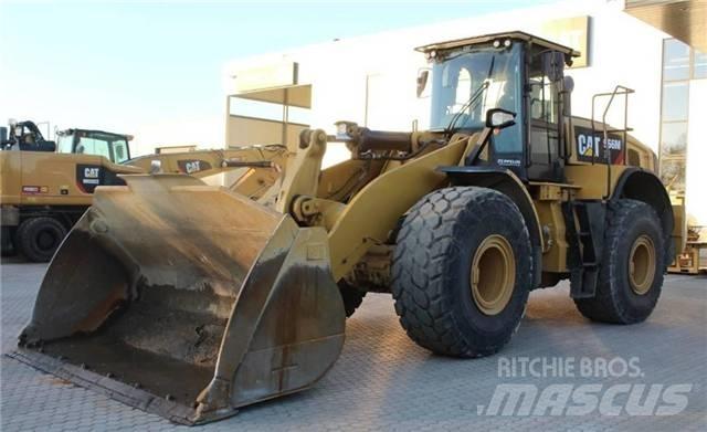 CAT 966M Gumikerekes homlokrakodók
