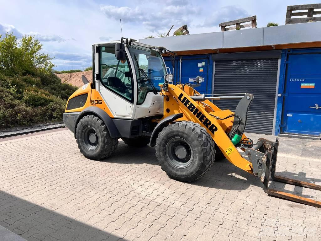 Liebherr L 506C Gumikerekes homlokrakodók
