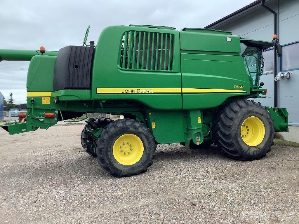 John Deere T560 Kombájnok