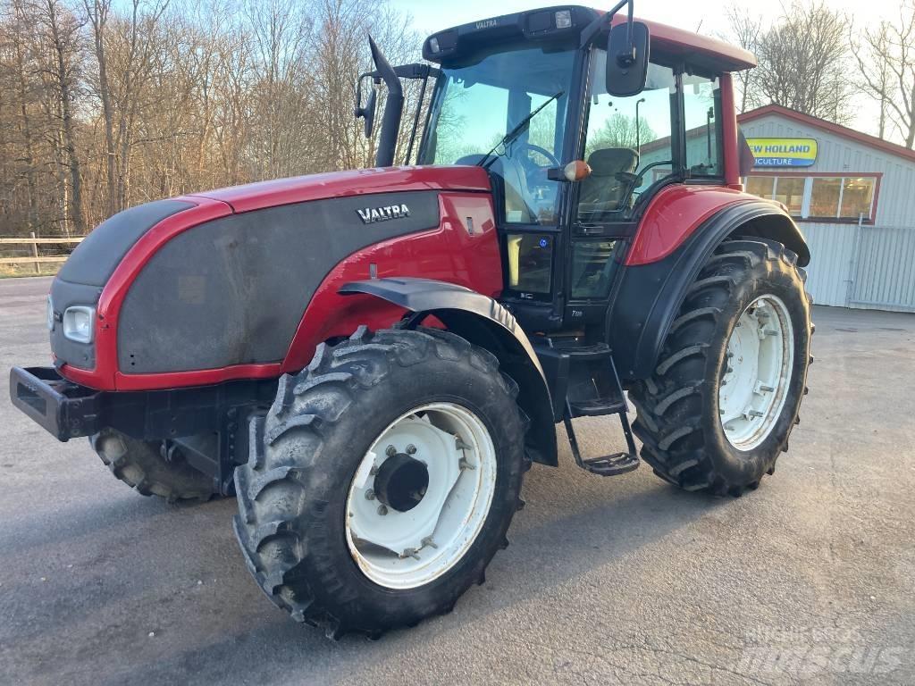 Valtra T 120 Traktorok