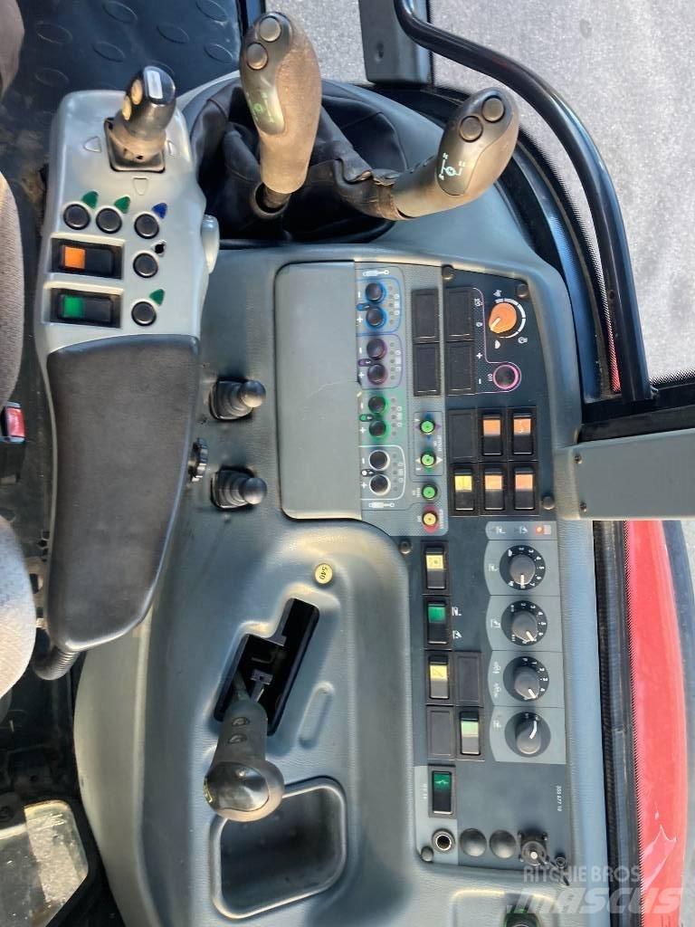 Valtra T 120 Traktorok