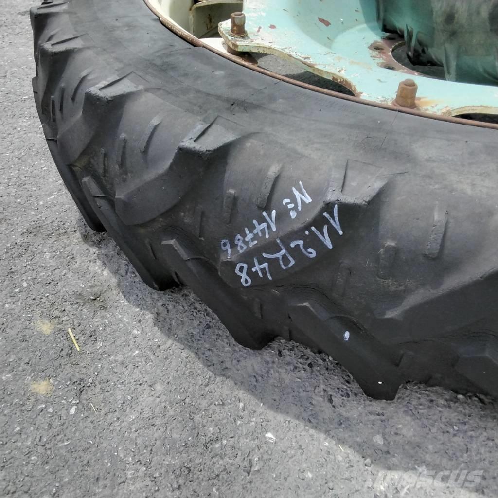 Kleber 11.2R48 Gumiabroncsok, kerekek és felnik
