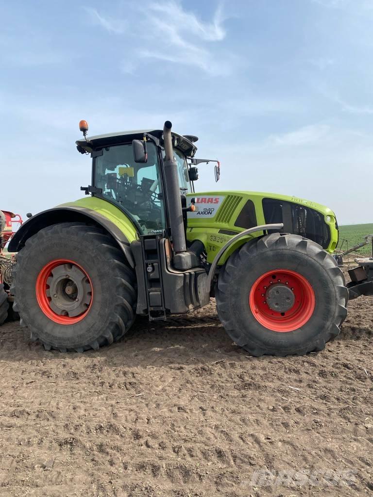 CLAAS Axion 940 SCR Traktorok
