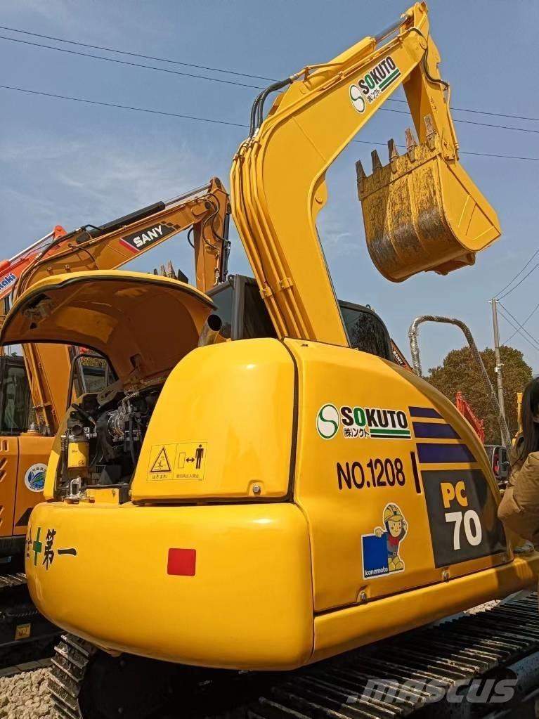 Komatsu PC 70 Közepes (midi) kotrók 7 t - 12 t