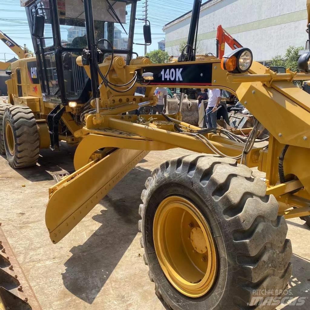 CAT 140 K Gréderek