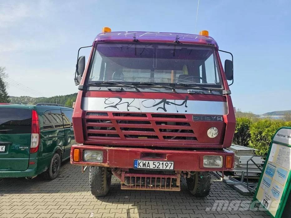 Steyr 33S Billenő teherautók