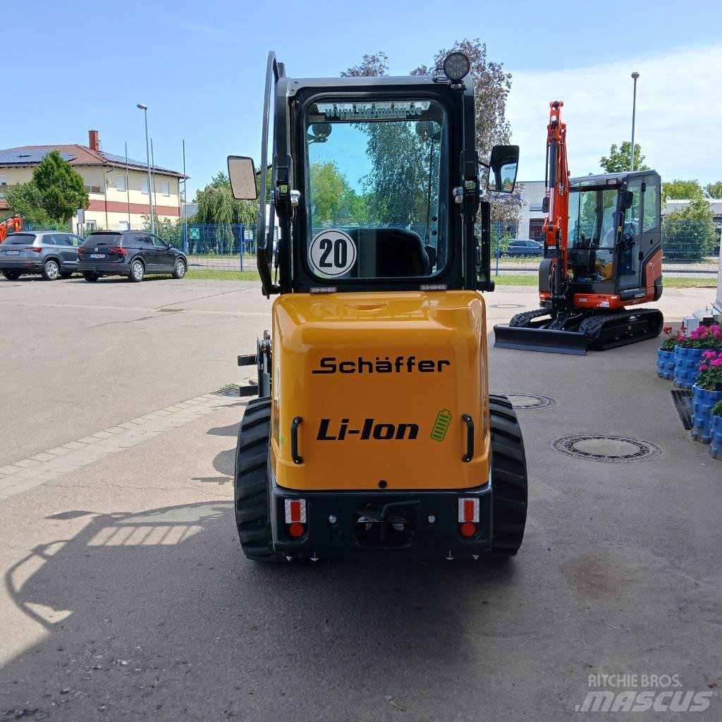 Schäffer Lader 24e Kompaktrakodók
