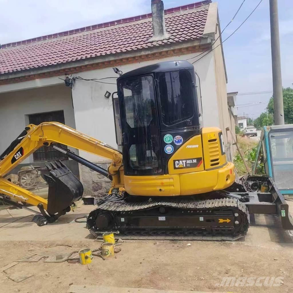 CAT 303.5 E CR Mini kotrók < 7t