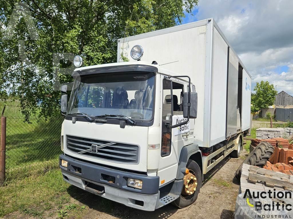 Volvo FL615 Dobozos teherautók