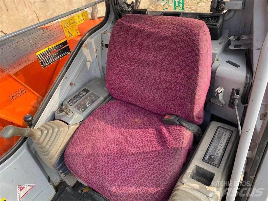 Hitachi EX75 Lánctalpas kotrók