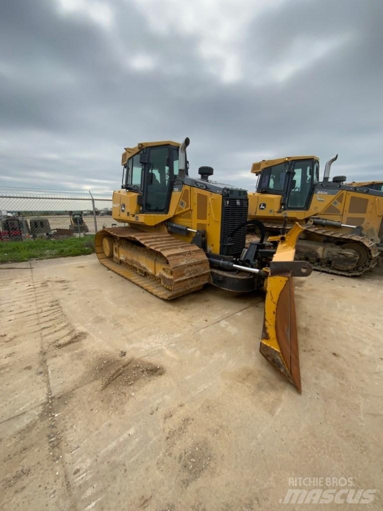 DEERE 750K lánctalpas dózerek