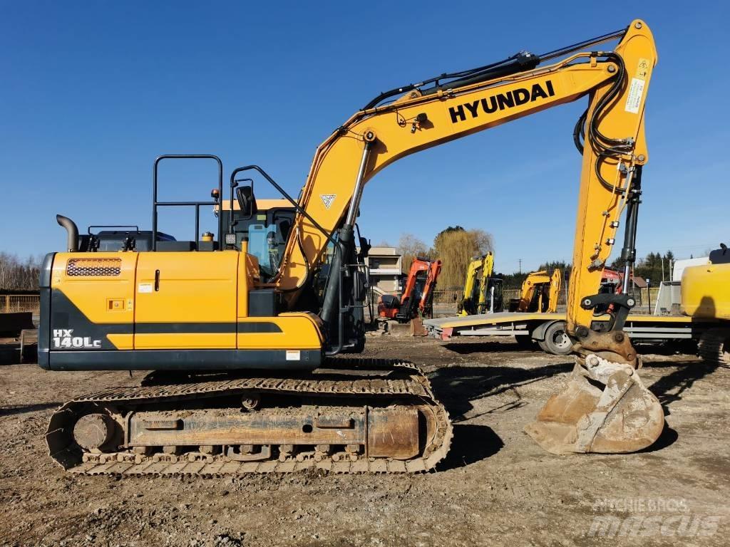 Hyundai HX140 LC Lánctalpas kotrók