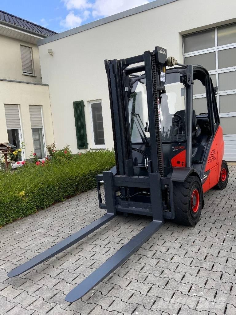 Linde H35T-02 Gázüzemű targoncák