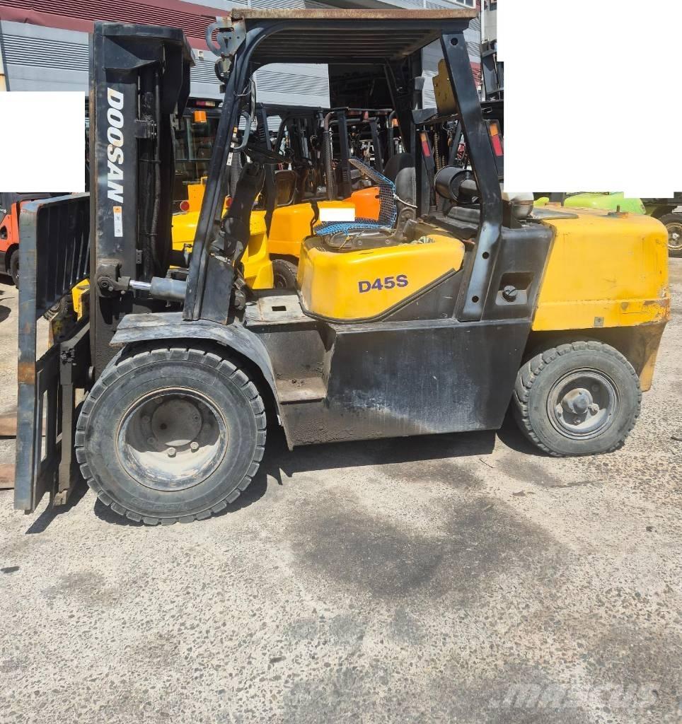 Doosan D 45 SC-9 Targoncák-Egyéb