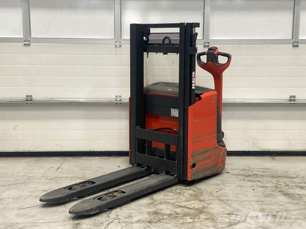 Linde L12 I Gyalogkíséretű targonca