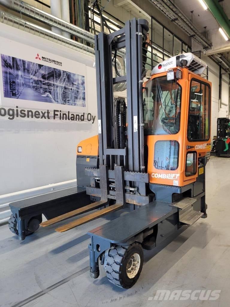 Combilift C 4000 Tolóoszlopos négyutas targonca