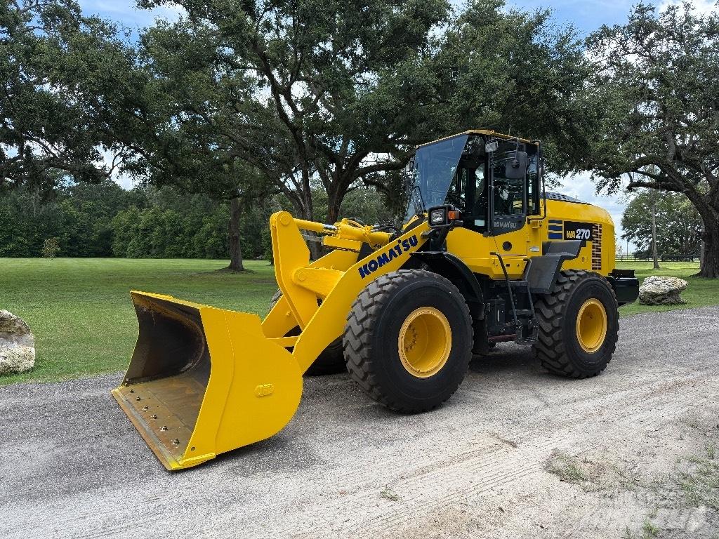 Komatsu WA 270-8 Gumikerekes homlokrakodók