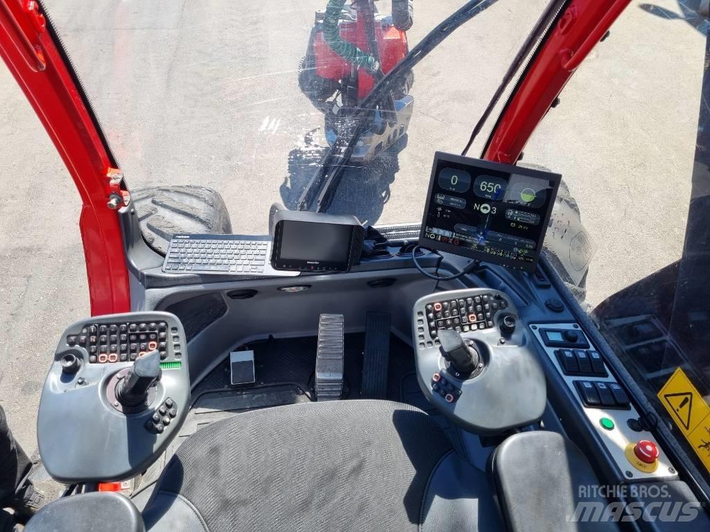 Komatsu 931 Betakarítók