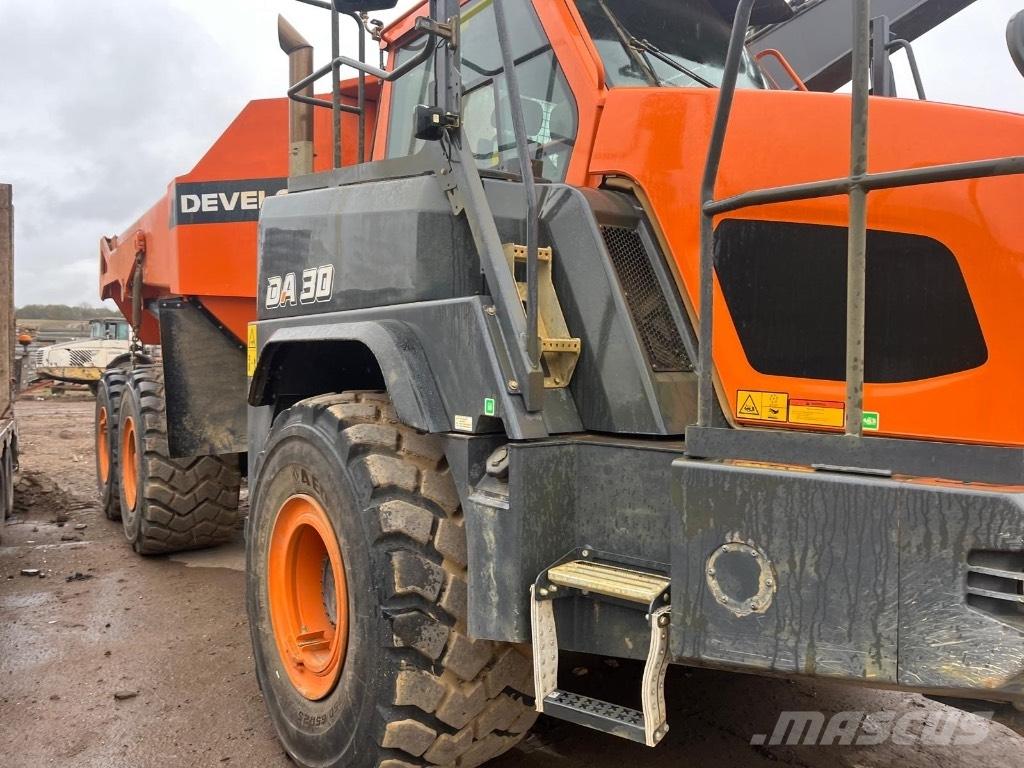 Doosan DA 30 Csuklósdömperek