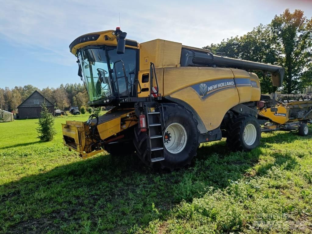 New Holland CX 8.90 Kombájnok