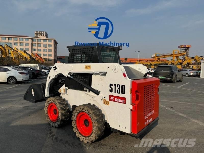 Bobcat S 130 Kompaktrakodók