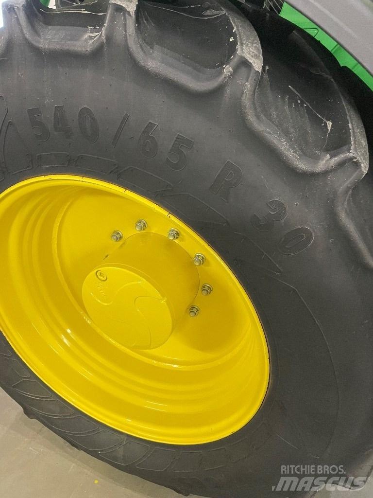 John Deere 6155R Traktorok