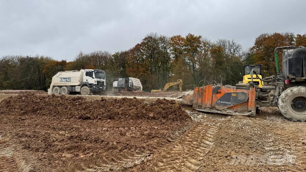 Prinoth Panther T14R Lánctalpas dömperek