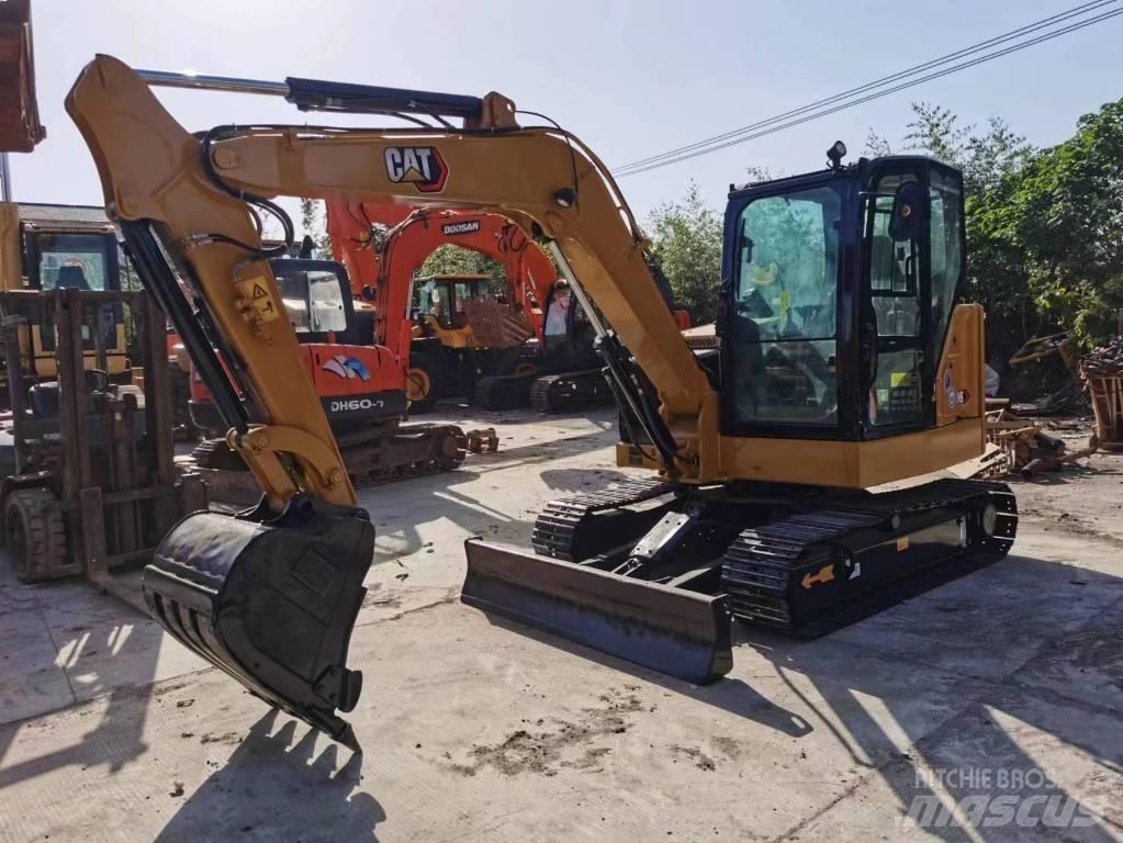 CAT 306 Mini kotrók < 7t