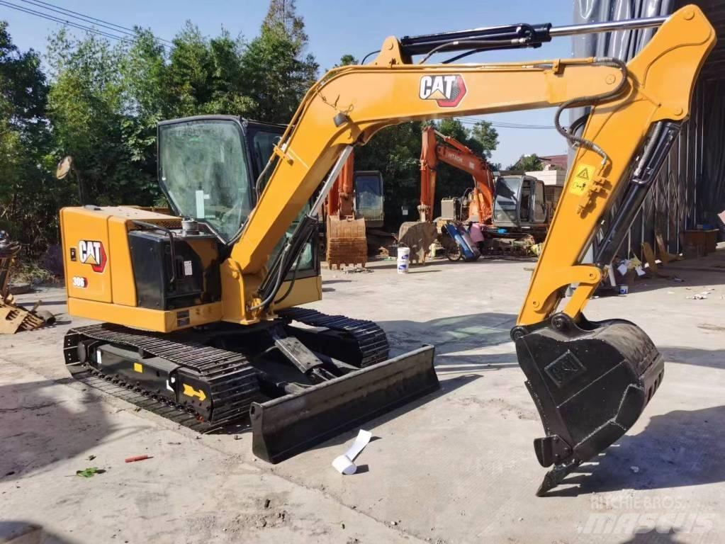 CAT 306 Mini kotrók < 7t